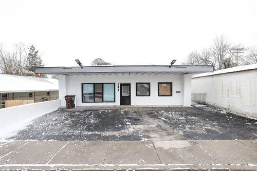 205 S Main St, Bethel, OH, 45106-1327 | Card Image