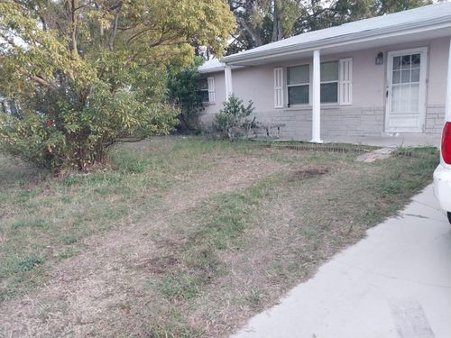 5032 Valimor Drive, HOLIDAY, FL, 34690 | Card Image