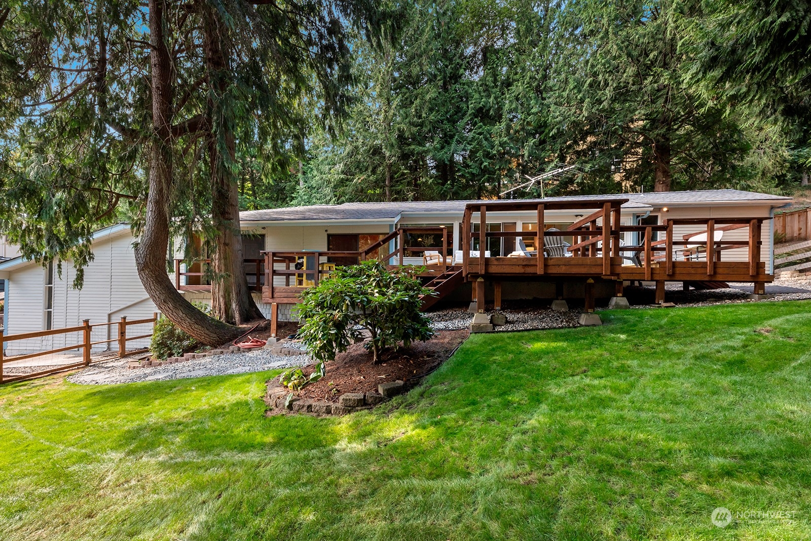 207th Ave, Sammamish, WA 98074
