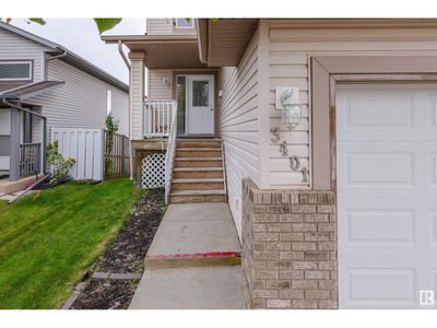 3401 47 St, House other with 4 bedrooms, 3 bathrooms and null parking in Beaumont AB | Image 2