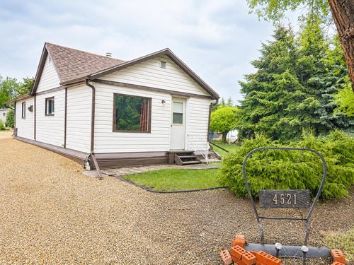4521 44 Street, Castor, AB, T0C0X0 | Card Image