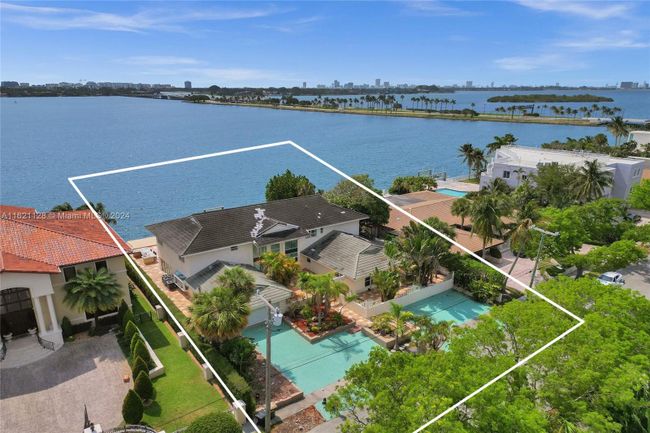 12455 Keystone Island Dr, House other with 7 bedrooms, 7 bathrooms and null parking in North Miami FL | Image 2