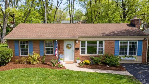 648 Chateau Dr, Cincinnati, OH, 45244-1317 | Card Image
