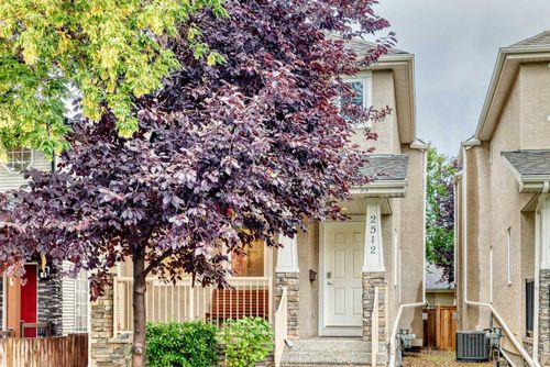 2512 17a St Nw, Calgary, AB, T2M3S6 | Card Image