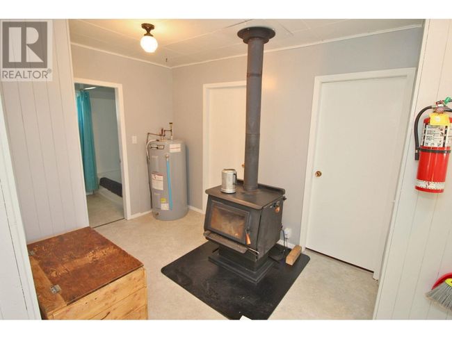 3970 Drive In Rd, House other with 2 bedrooms, 1 bathrooms and null parking in Houston BC | Image 15