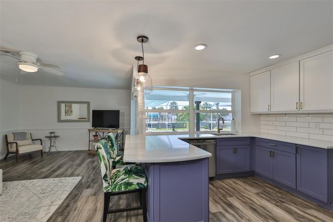 6337 Cocoa Ln, House other with 4 bedrooms, 2 bathrooms and null parking in APOLLO BEACH FL | Image 10