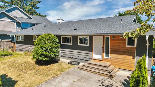 5620 Hammond Bay Rd, Nanaimo, BC, V9T5N2 | Card Image