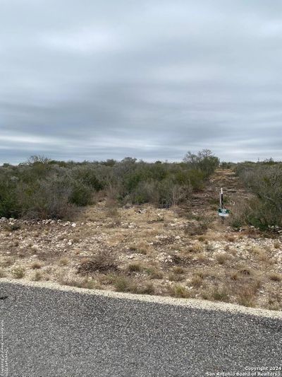 264 Legend Hills Rd, Home with 0 bedrooms, 0 bathrooms and null parking in Uvalde TX | Image 1