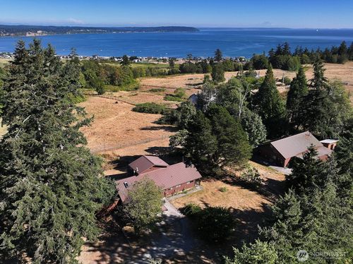 6065 Mcmaster Rd, Freeland, WA, 98249-9304 | Card Image