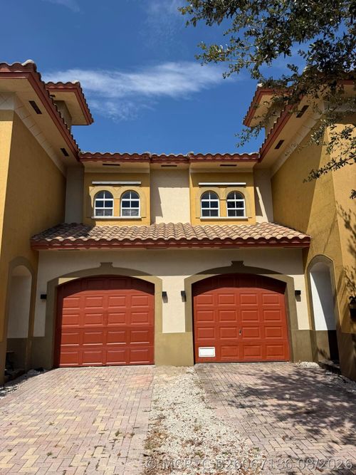 205-203 Nw 12th Ave, Fort Lauderdale, FL, 33311-9040 | Card Image