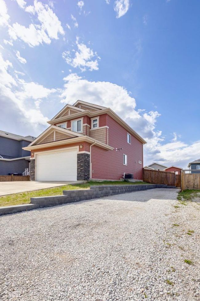 112 Beaverlodge Close, House other with 5 bedrooms, 4 bathrooms and 8 parking in Fort McMurray AB | Image 40