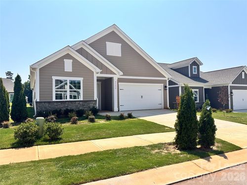 4592 Kobus Ct, Sherrills Ford, NC, 28673-9429 | Card Image