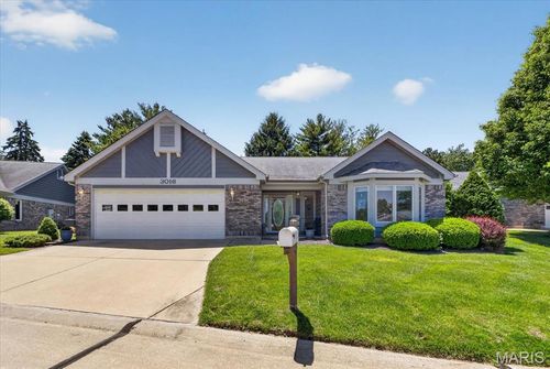 23a-3016 Devilla Trl, Saint Charles, MO, 63301-0119 | Card Image
