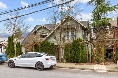 3150 Fromme Rd, North Vancouver, BC, V7K2C9 | Card Image