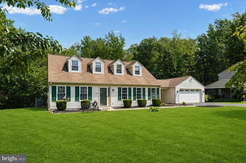 8929 Locust St, WALDORF, MD, 20603-6159 | Card Image