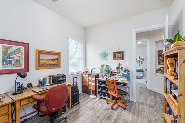 #2 bedroom. | Image 26