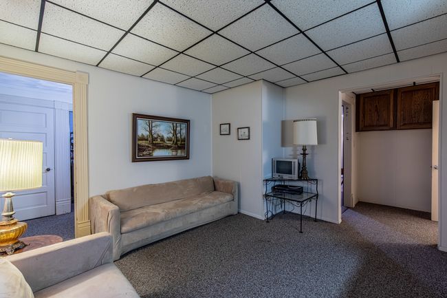 339 E Chestnut St, House other with 3 bedrooms, 3 bathrooms and 5 parking in Sheffield IL | Image 20