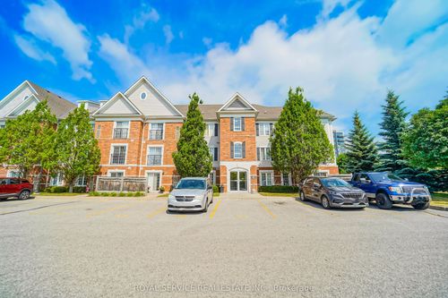 207-90 Aspen Springs Dr, Clarington, ON, L1C5N3 | Card Image