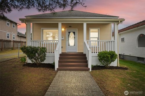 5420 S State St, Tacoma, WA, 98409-7060 | Card Image