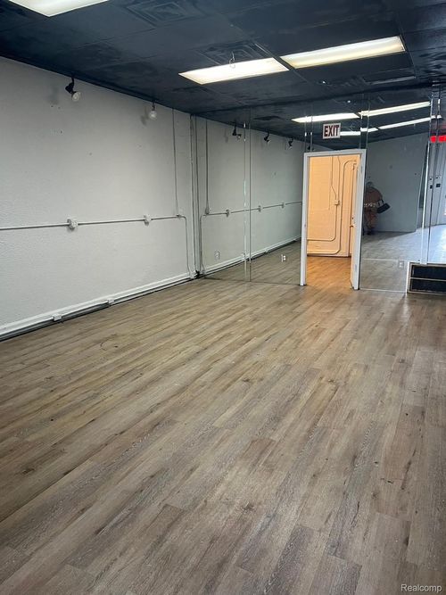 16135 W Mcnichols Rd, Detroit, MI, 48235-3563 | Card Image