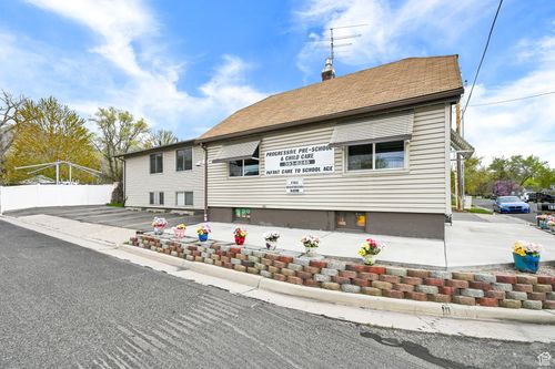 655 36th St, South Ogden, UT, 84403-1833 | Card Image