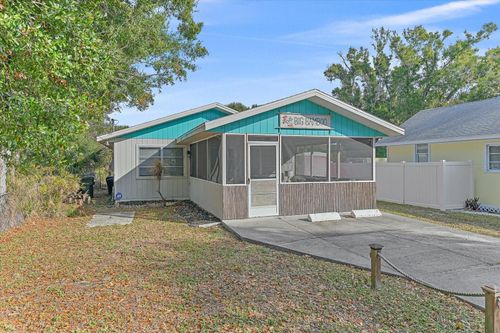 140 Avenida De La Isla, NOKOMIS, FL, 34275-2012 | Card Image
