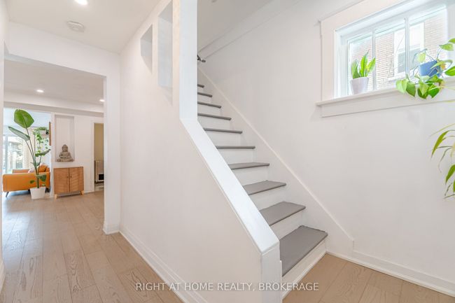 86 Glasgow St, House other with 4 bedrooms, 3 bathrooms and 4 parking in Kitchener ON | Image 21