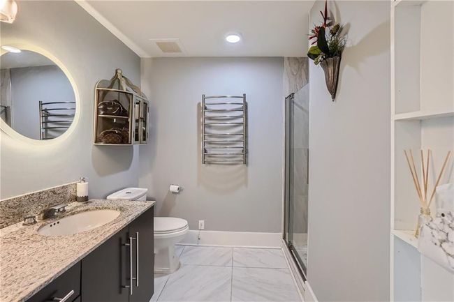 APT-1507 - 3338 Peachtree Rd Ne, Condo with 2 bedrooms, 2 bathrooms and 2 parking in Atlanta GA | Image 36