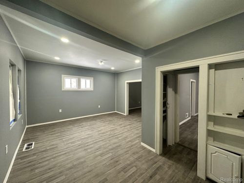 14238 Hubbell St, Detroit, MI, 48227-2864 | Card Image