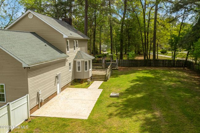 103 E Raintree Ln, House other with 3 bedrooms, 4 bathrooms and 2 parking in Goldsboro NC | Image 45