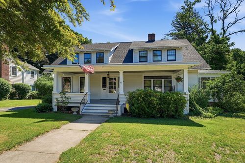 42 Ohio Ave, West Springfield, MA, 01089-2121 | Card Image