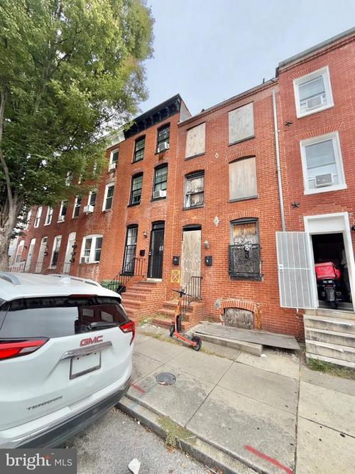 13 S Carey St, BALTIMORE, MD, 21223-2618 | Card Image