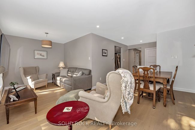 1229 Erindale Dr, House other with 4 bedrooms, 2 bathrooms and 3 parking in Ottawa ON | Image 8