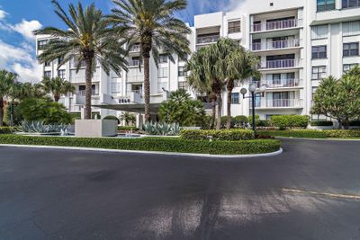 316 - 2860 S Ocean Boulevard, Condo with 2 bedrooms, 2 bathrooms and null parking in Palm Beach FL | Image 1