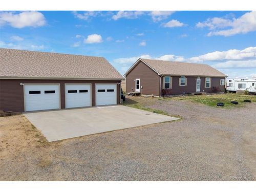 69255 E County Road 34, Byers, CO, 80103-9424 | Card Image