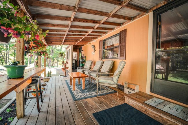 Cozy Front Porch | Image 6