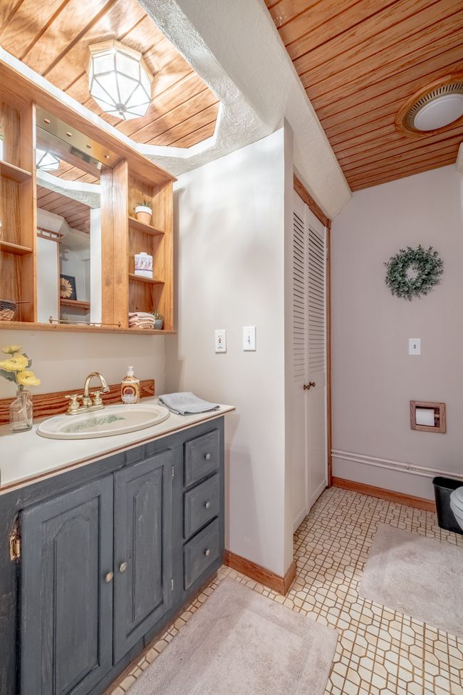 11007 Woodward Dr, House other with 4 bedrooms, 4 bathrooms and null parking in Byron MI | Image 28