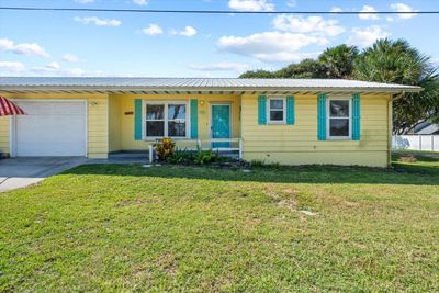 305 S 9th Street, Home with 4 bedrooms, 4 bathrooms and null parking in Flagler Beach FL | Image 2