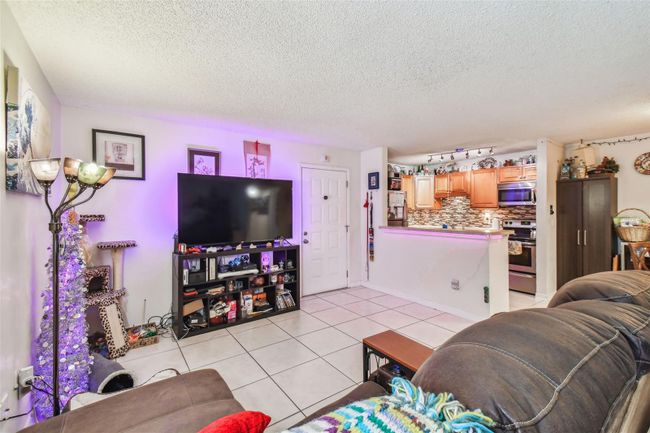 C - 6015 Laketree Lane, Condo with 2 bedrooms, 2 bathrooms and null parking in Temple Terrace FL | Image 36