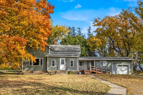 5330 500th St, Kenyon, MN, 55946-4427 | Card Image