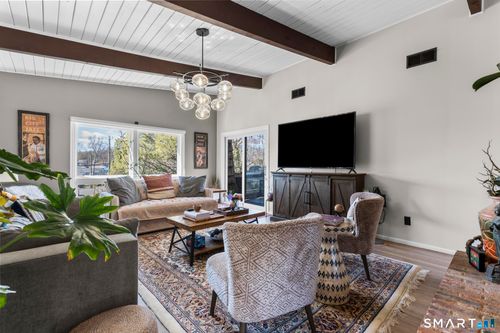 19-19 Ledgebrook Dr, Norwalk, CT, 06854-1015 | Card Image