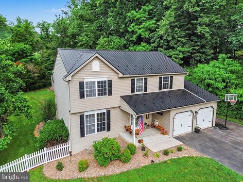 419 Hidden Valley Rd, New Cumberland, PA, 17070-3076 | Card Image