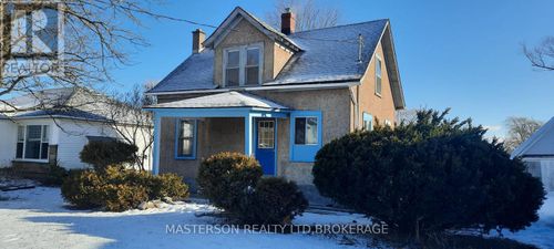 {{alt}} | Card Image