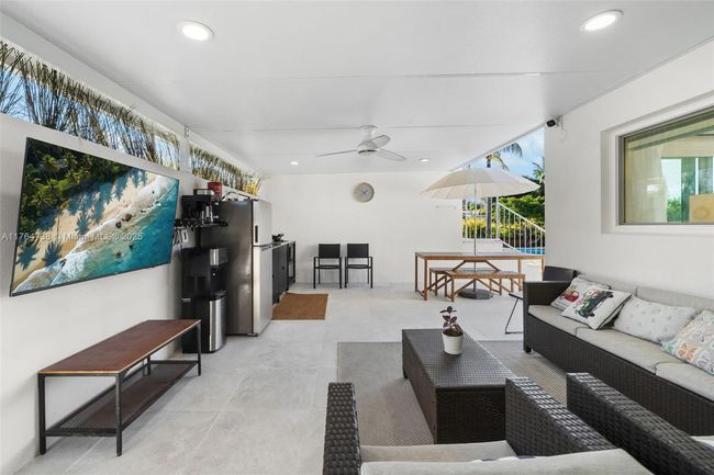 7770 Hawthorne Ave, House other with 4 bedrooms, 3 bathrooms and null parking in Miami Beach FL | Image 38