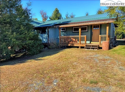 211 Apple Way, Blowing Rock, NC, 28605-9611 | Card Image