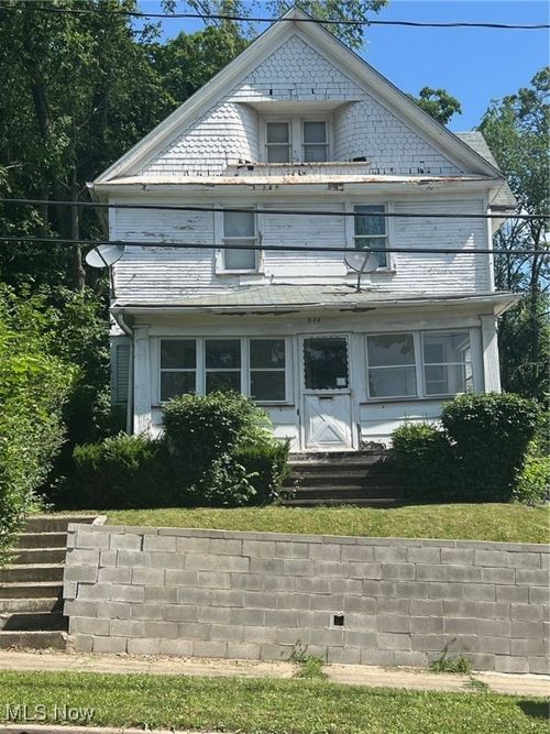 595 Euclid Avenue, Akron, OH, 44307 | Card Image