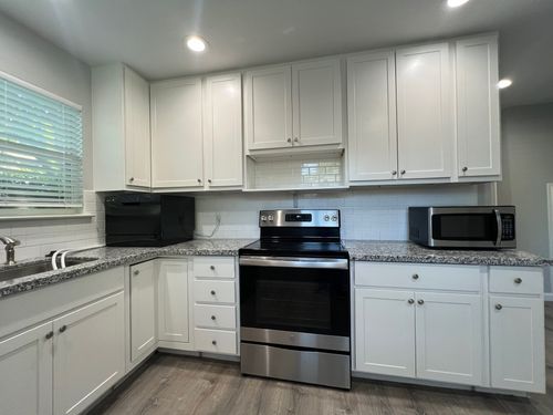 304 Oak St, Mckinney, TX, 75069-3734 | Card Image