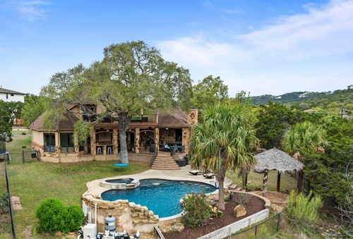 8211 Moon Rise Trl, Jonestown, TX, 78645-9665 | Card Image