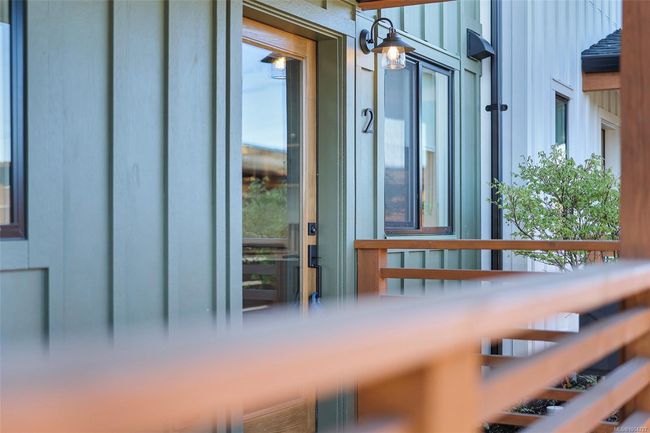 2 - 2846 4 Th Ave, Townhouse with 2 bedrooms, 2 bathrooms and 1 parking in Port Alberni BC | Image 4