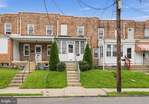 1011 Clifton Ave, DARBY, PA, 19023-3518 | Card Image